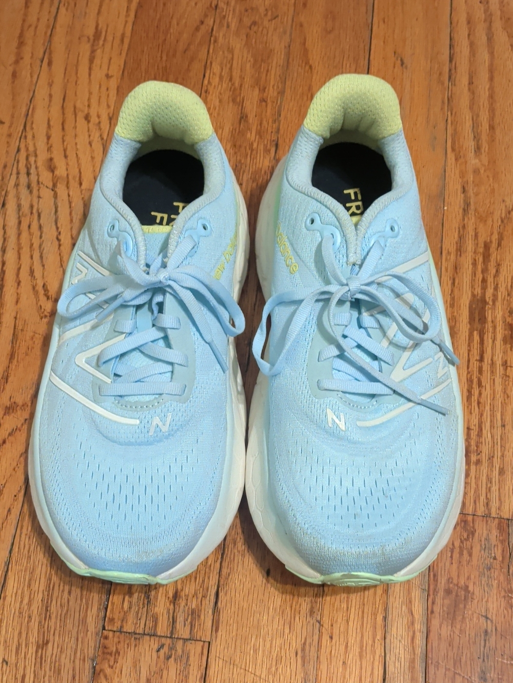 New Balance Fresh Foam X More v4 Women Running Shoes